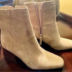Blondo Light Tan Suede Ankle Boots